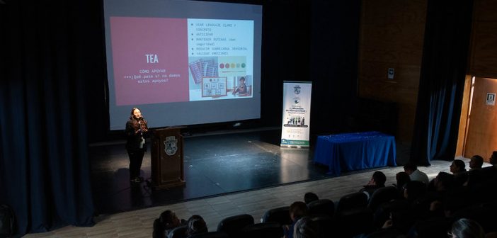 CEREMONIA POR LA CONMEMORACIÓN DEL DÍA MUNDIAL DE CONCIENCIACIÓN SOBRE EL AUTISMO