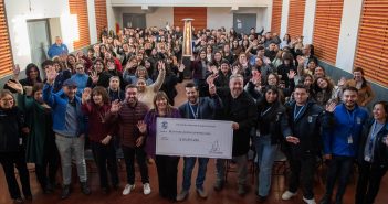 ALCALDE FELIPE MUÑOZ ENCABEZÓ ENTREGA DE LA BECA DE ENSEÑANZA SUPERIOR 2026 A ESTUDIANTES DE NUESTRA COMUNA