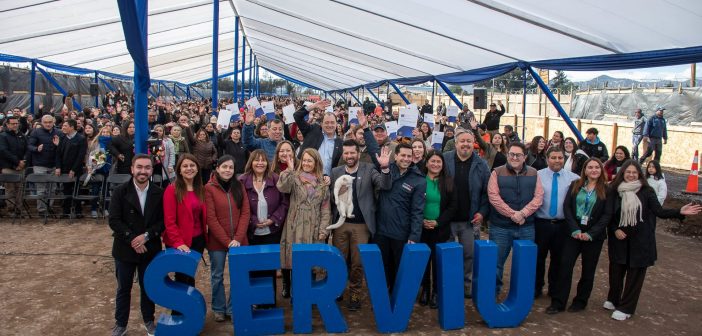 ENTREGA DE SUBSIDIOS Y COLOCACIÓN DE PRIMERA PIEDRA DEL MEGAPROYECTO HABITACIONAL “PADRE HURTADO SOMOS TODOS” III Y IV